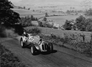 Back again at Prescott where Willis set a sports car record of 48.84 seconds in May, 1952.